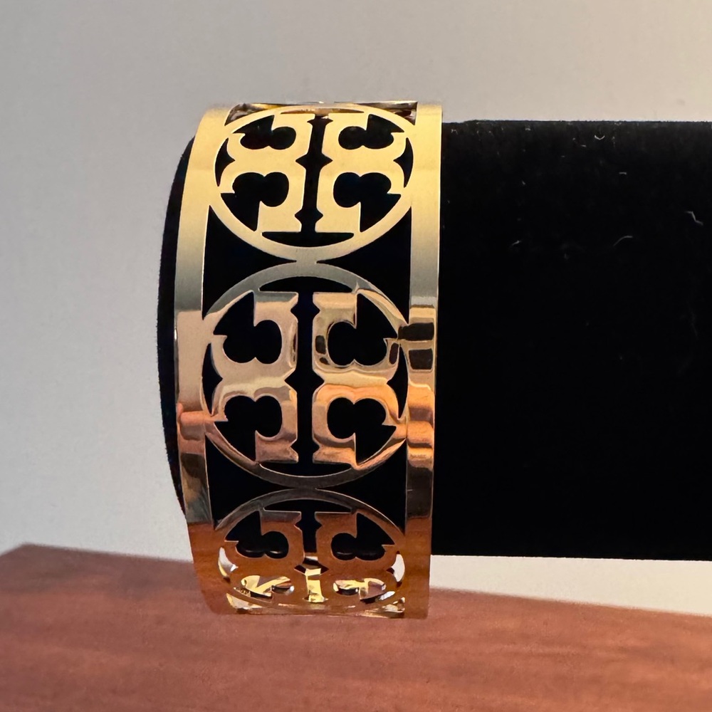 18kt gold plated stainless steel bangle open bracelet one size - Picture 2 of 6